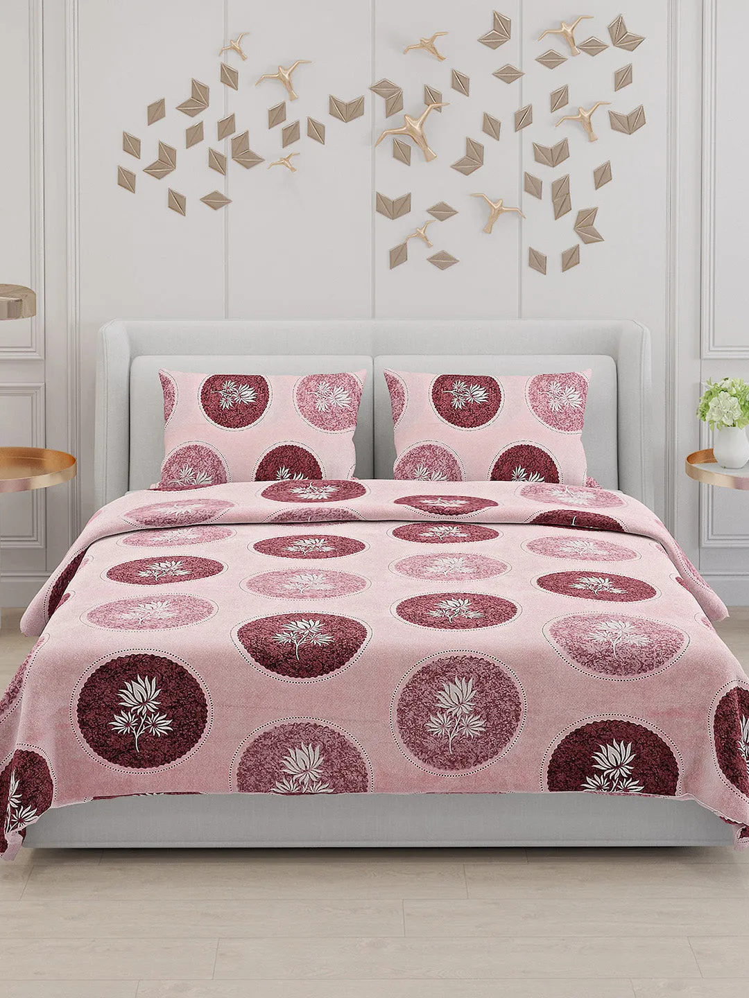 104 TC Cotton Double Bed Bedsheet with 2 Pillow Covers