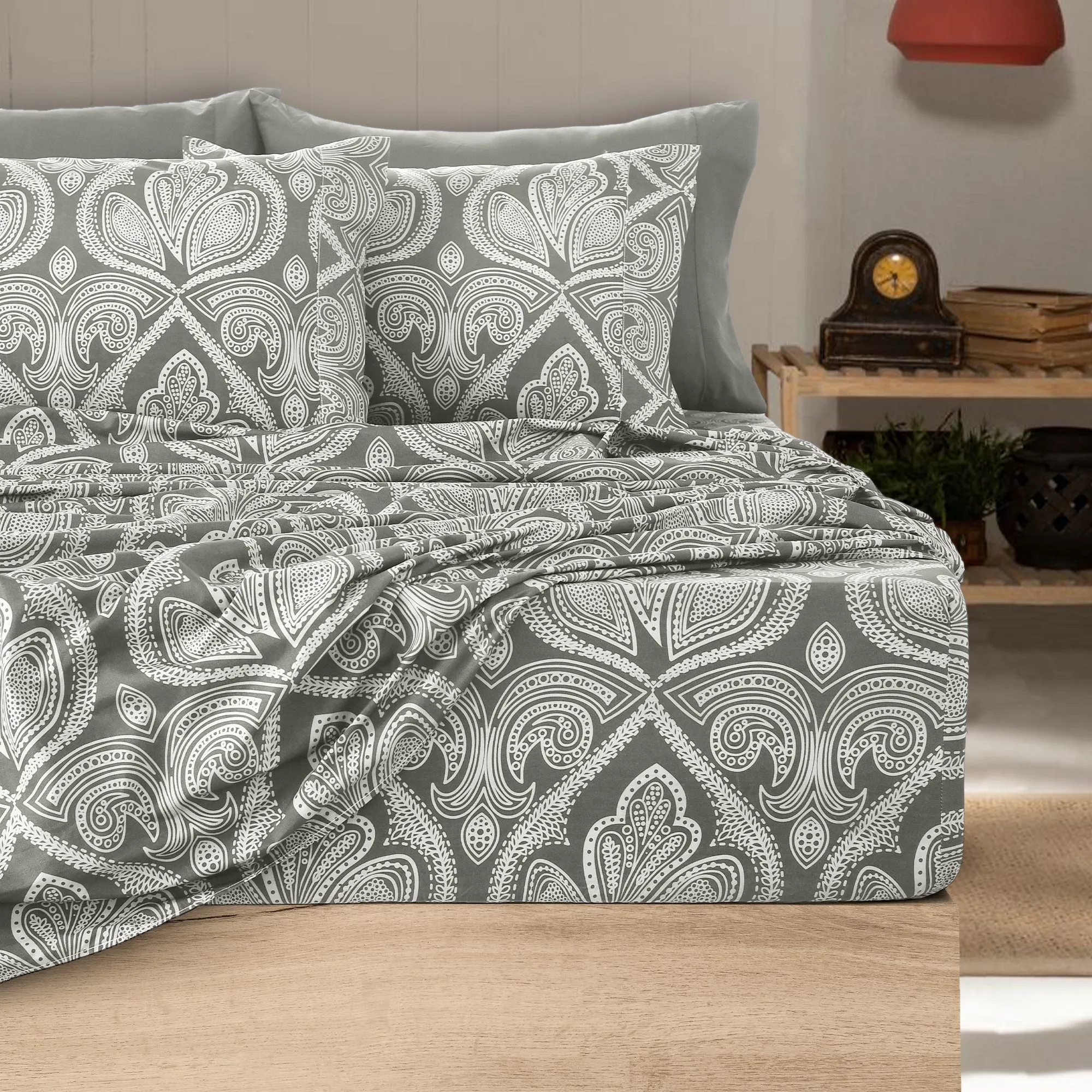 6-Piece Paisley Print Deep Pocket Bed Sheets Set