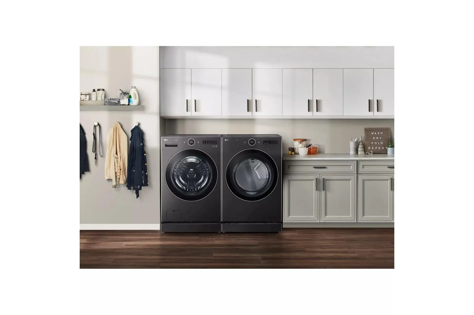 7.4 cu. ft. Ultra Large Capacity Smart Front Load Electric Dryer with Built-In Intelligence & TurboSteam(R) - (DLEX6700B)