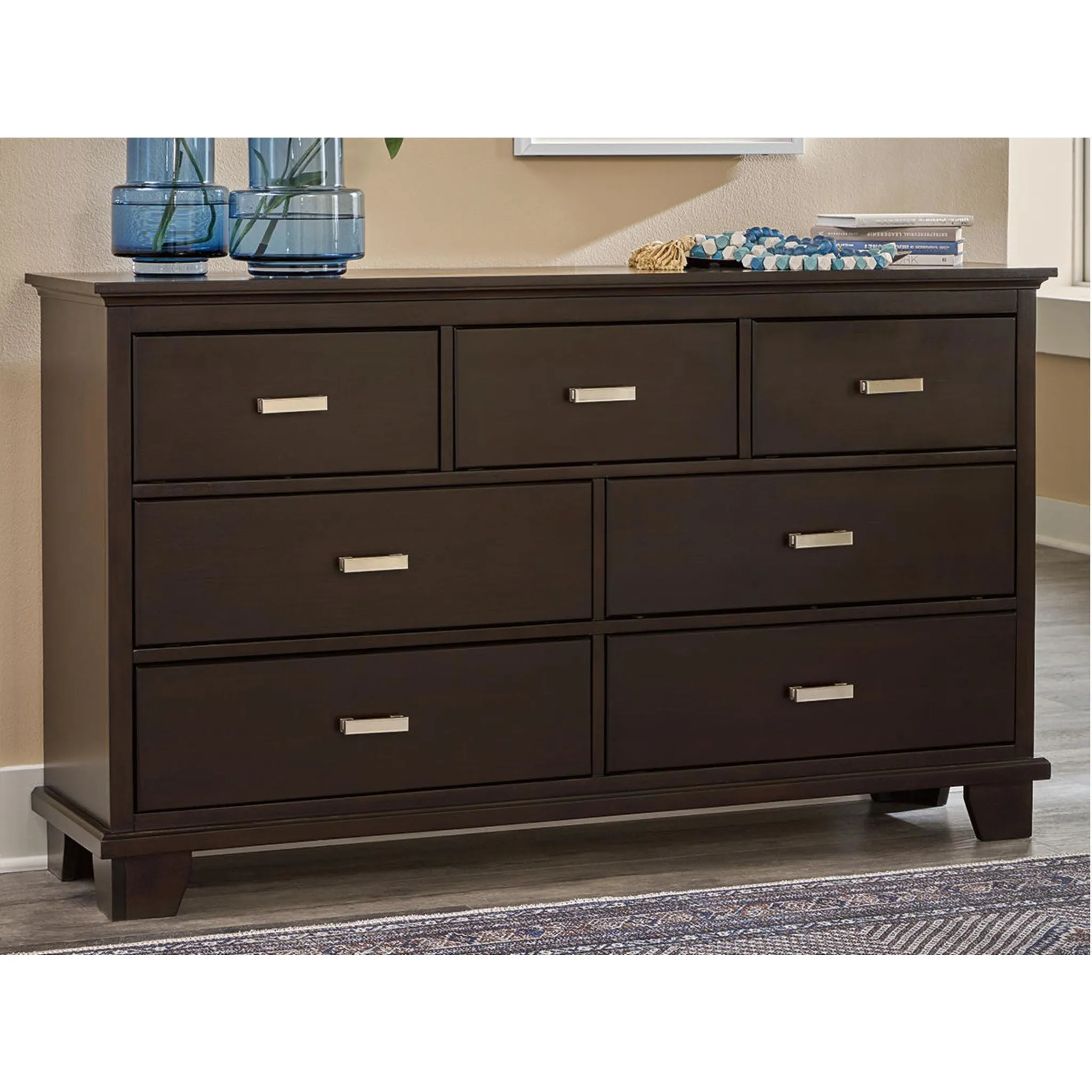 Covetown Dresser