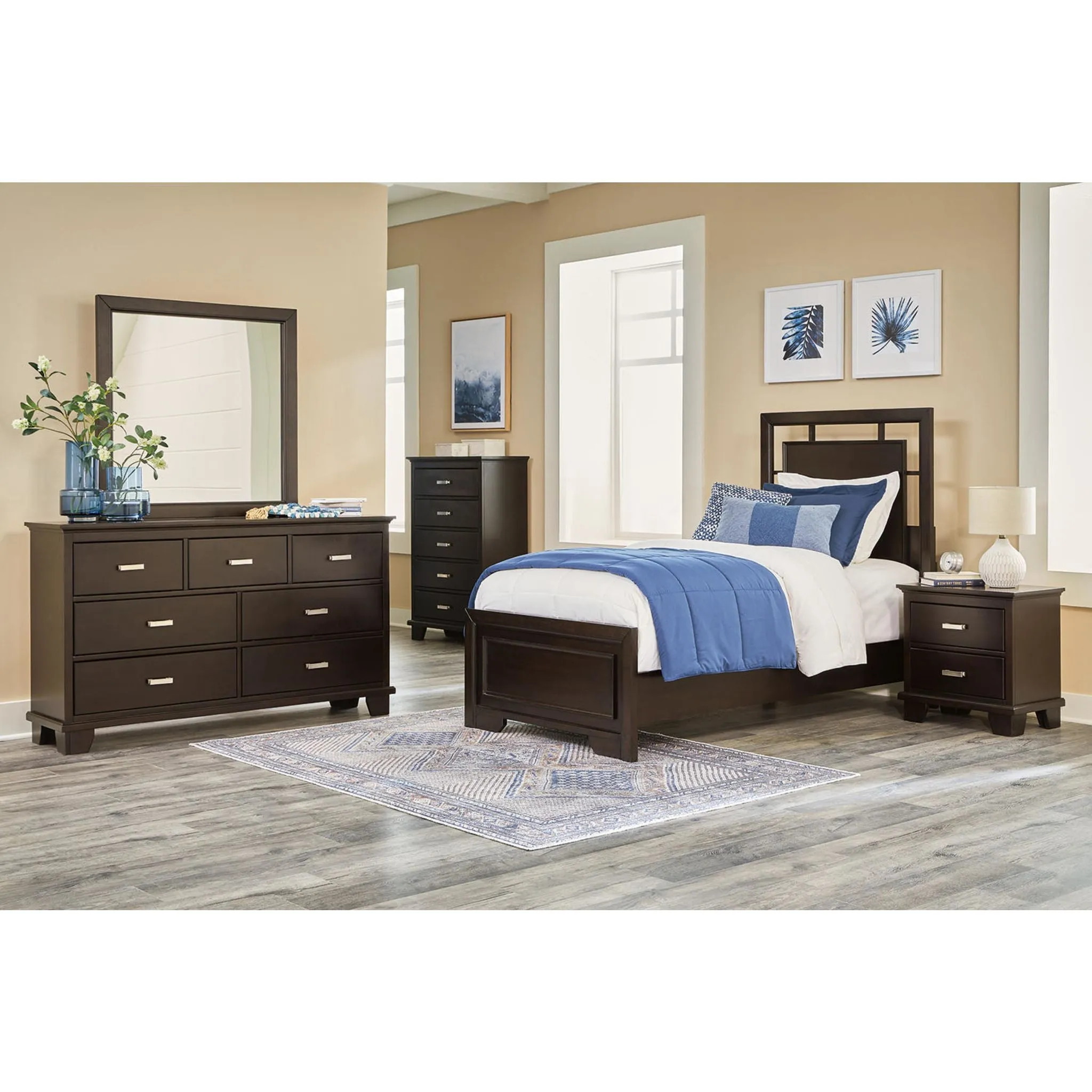 Covetown Dresser