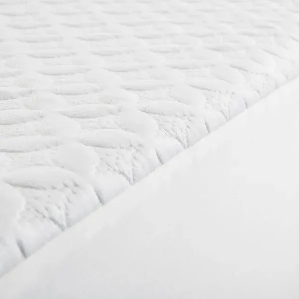 Five 5ided™ IceTech™ Mattress Protector