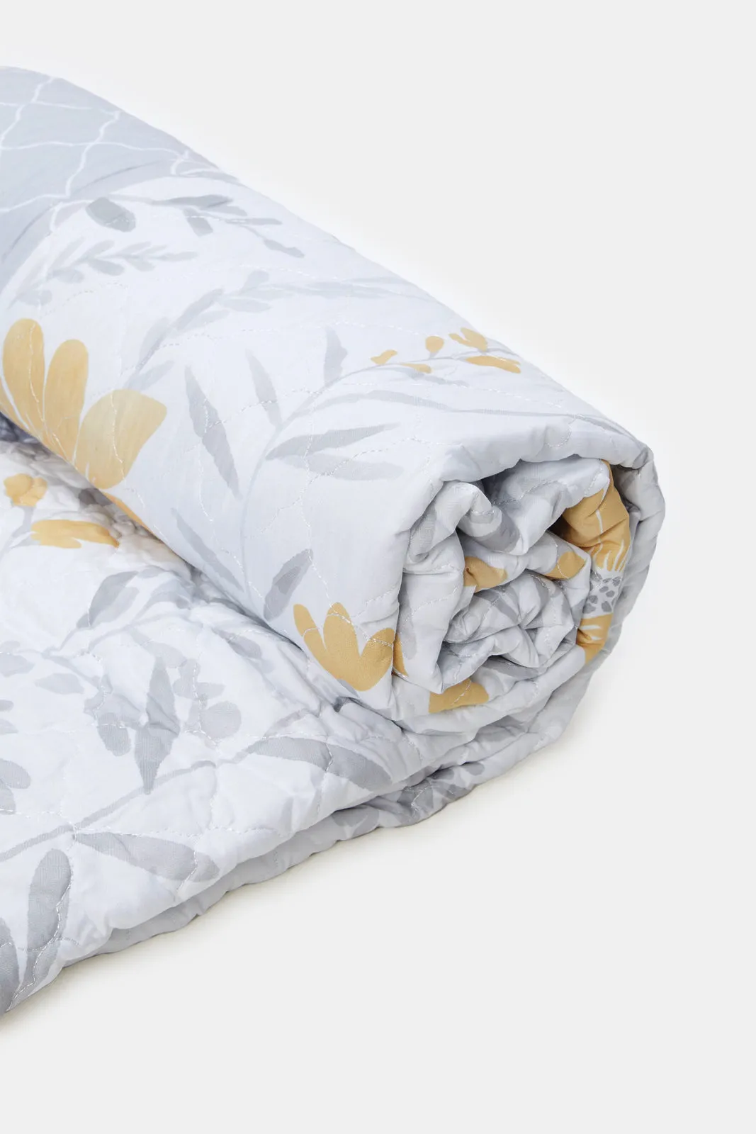 Grey 3 Piece Floral Printed Quilt (King Size)