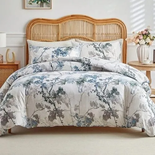 King size, 6 pieces, duvet cover set, tree with blue and grey leaves.