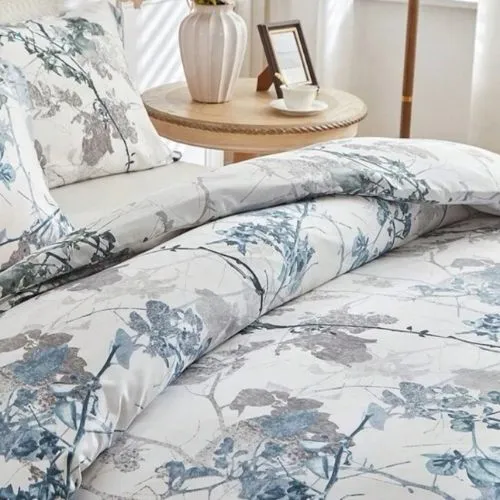 King size, 6 pieces, duvet cover set, tree with blue and grey leaves.