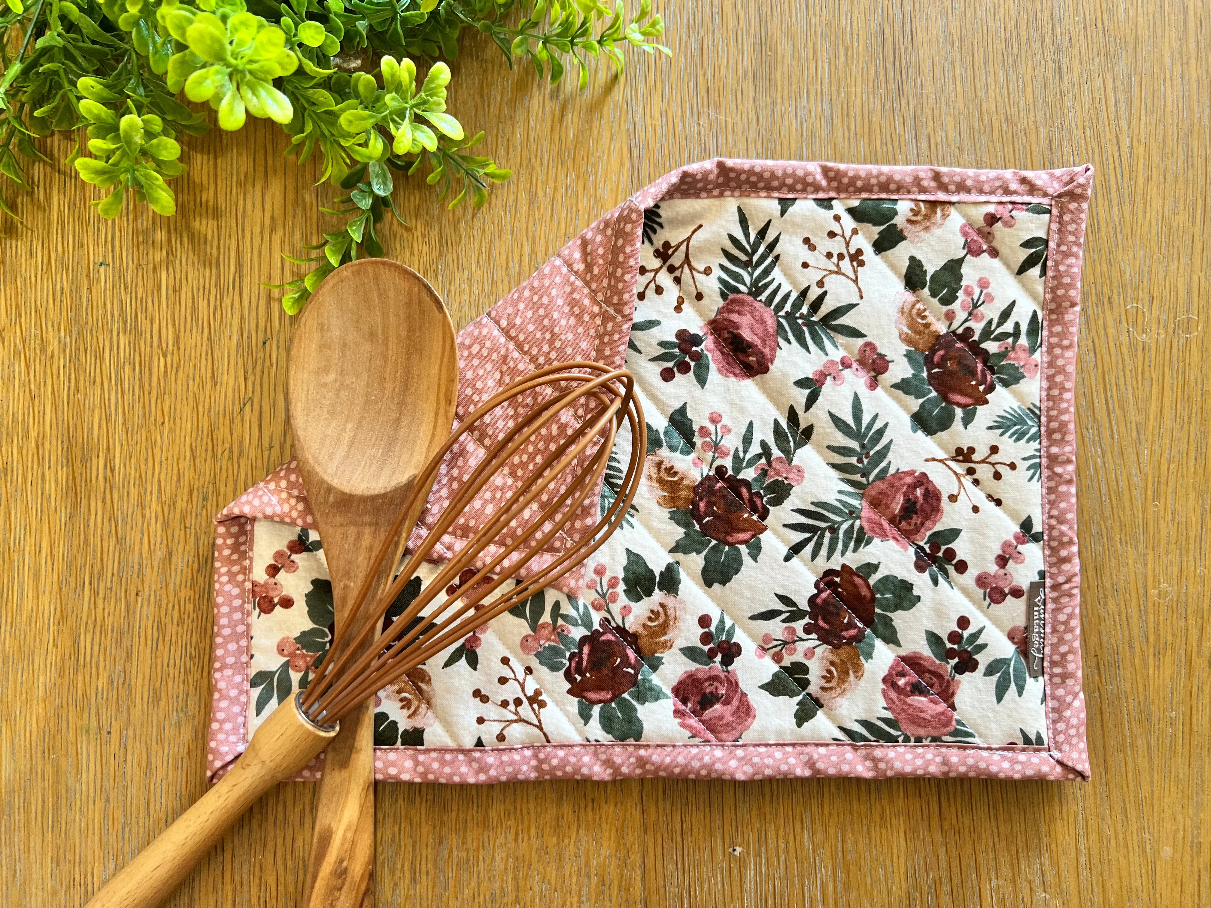 Mauve Florals Hot Pad