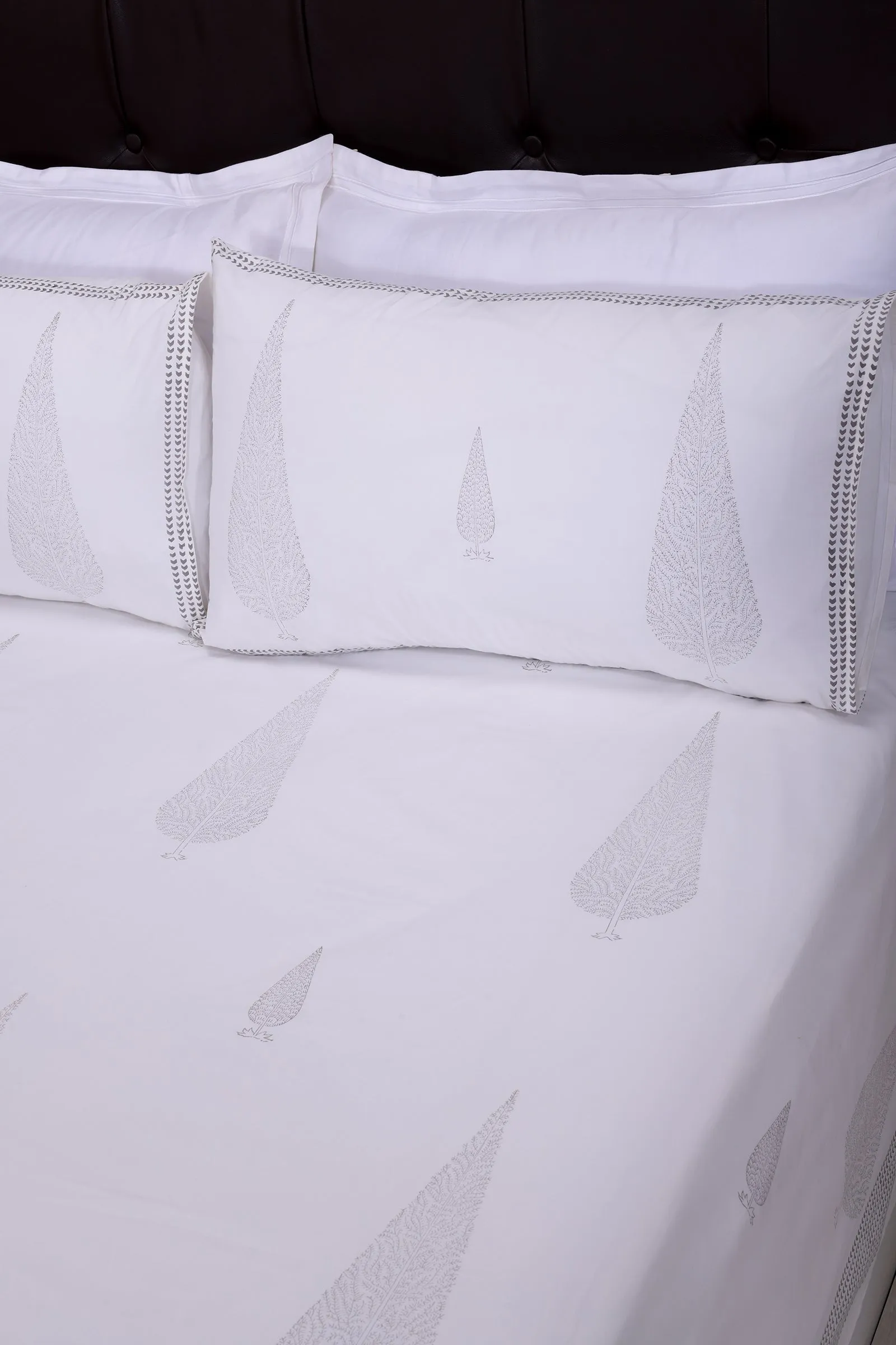 Neomi Cypruss Grey Cotton Percale Bedsheet