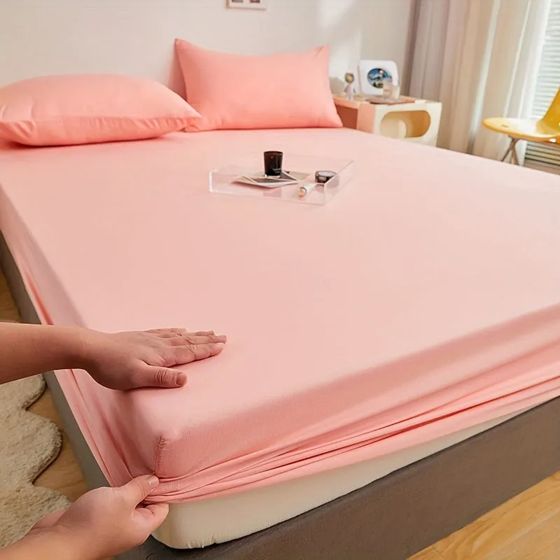 Soft and Cozy Polyester Fitted Sheet for Deep Mattresses