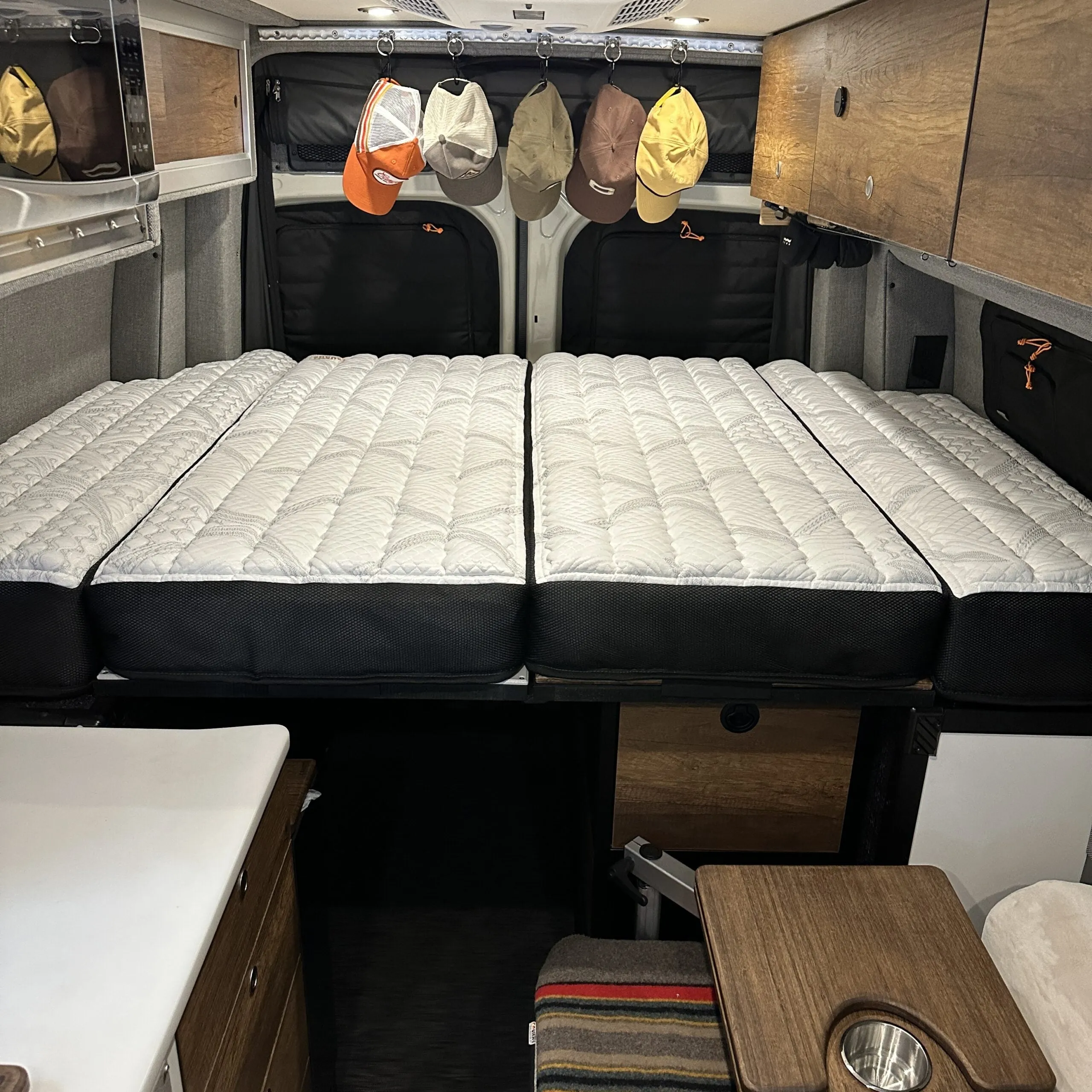 ULTRA Luxe Mattress - Storyteller Overland Mode LT