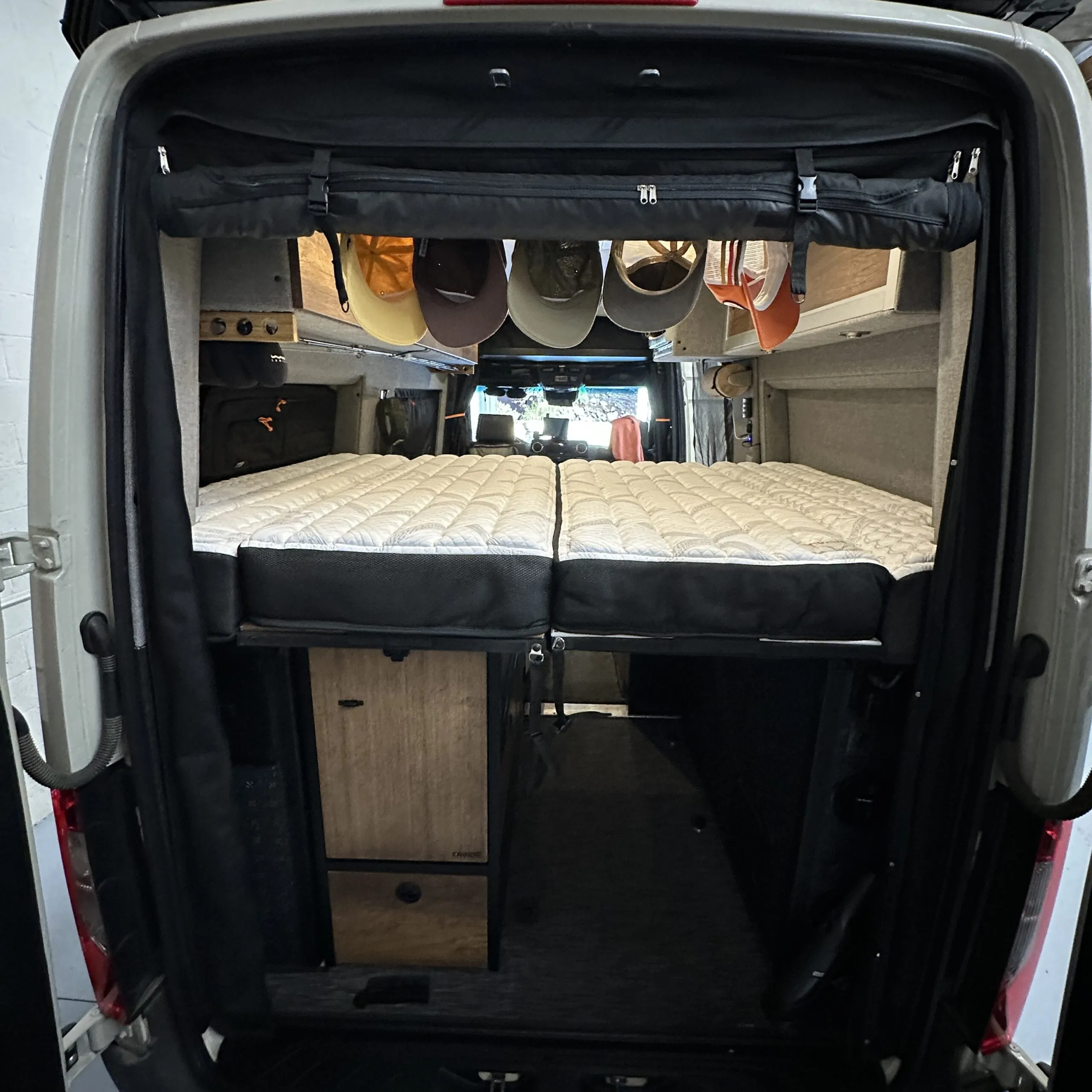 ULTRA Luxe Mattress - Storyteller Overland Mode LT