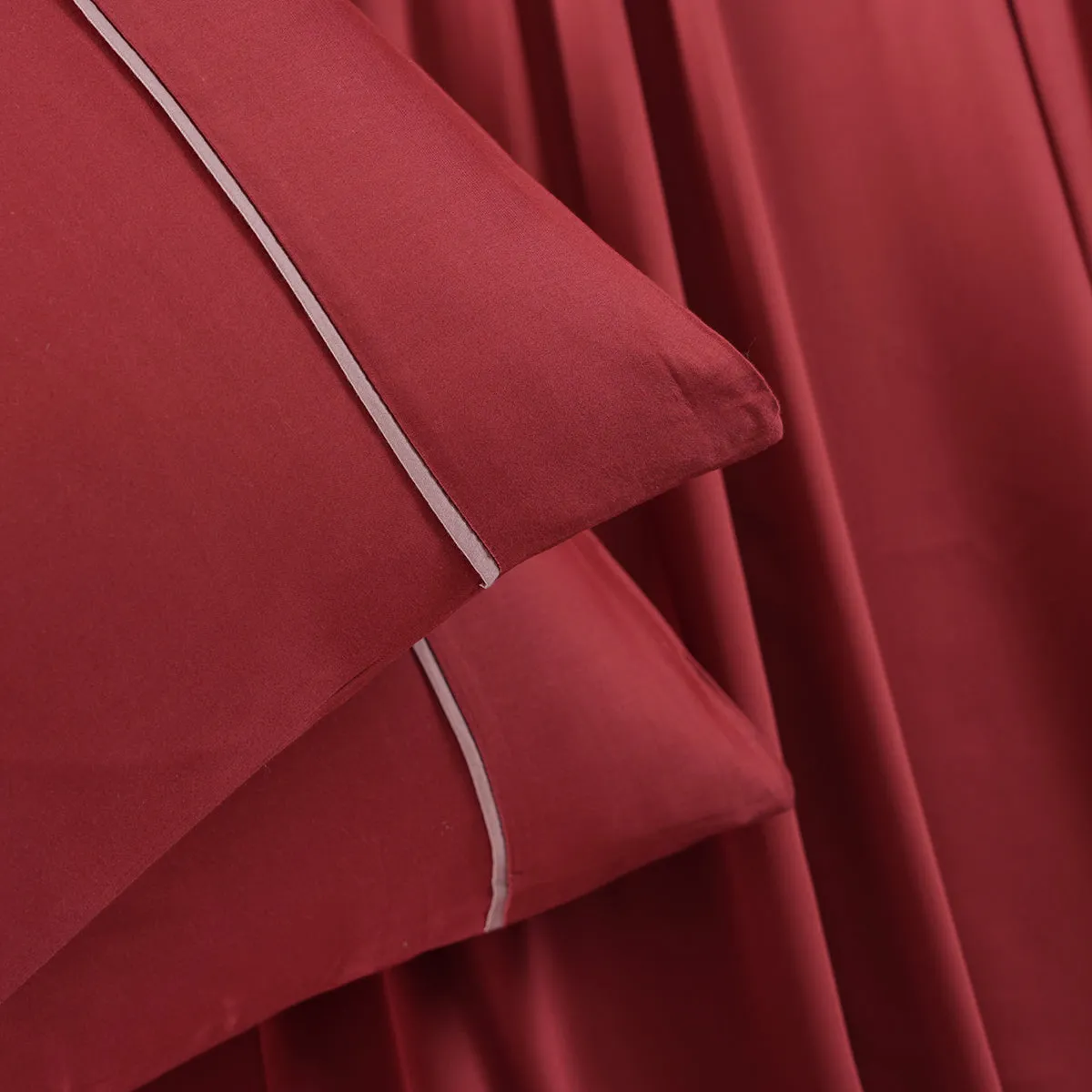 Viola Plain 100% Cotton Sateen Brick Red Bed Sheet